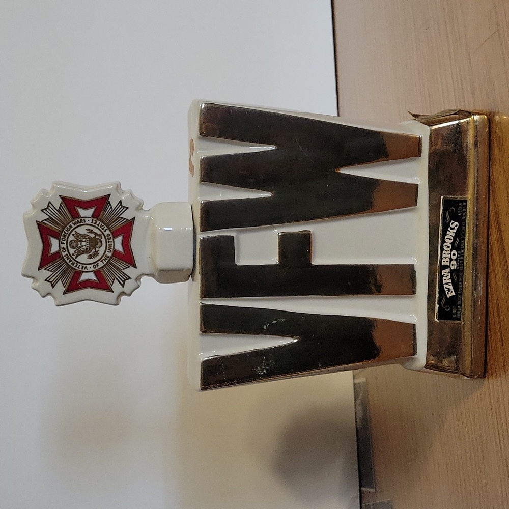 Vintage Veterans of Foreign Wars Decanter 1974